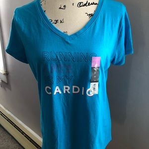 Tek Gear tshirt Sz M NWT 🌟 3/$20 item! 🌟